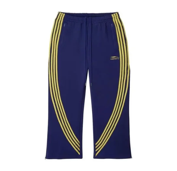 771b35d35cd245259a21944068af9d1d-600x582-1 The GV Gallery “ Bella Hadid “ Sweatpants