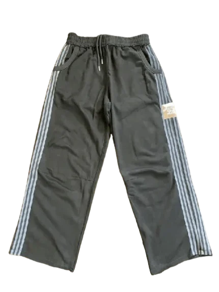 The GV Gallery Triple Black Lil Leon Flared Sweatpant